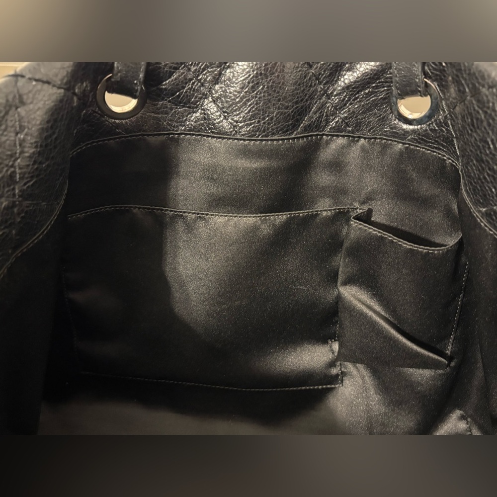 Chanel Authentic Glazed Calfskin On The Road Crumpled Leather Tote - Picture 11 of 14